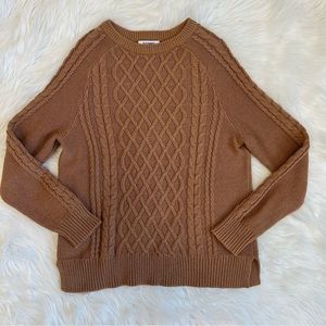 Old Navy‎ Cable-Knit Sweater